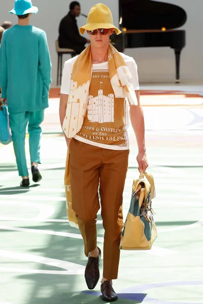 Look 20